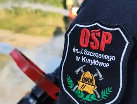 Pożar nieużytków w Kuryłówce – strażacy w akcji