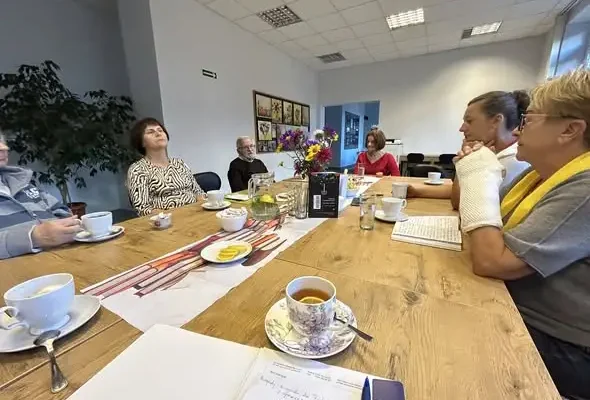 Dyskusyjny Klub Książki w Nowej Sarzynie o „Ogrodniku i śmierci”