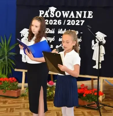 Ślubowanie pierwszoklasistów w Szkole Podstawowej w Rudzie Łańcuckiej