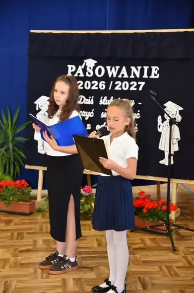 Ślubowanie pierwszoklasistów w Szkole Podstawowej w Rudzie Łańcuckiej