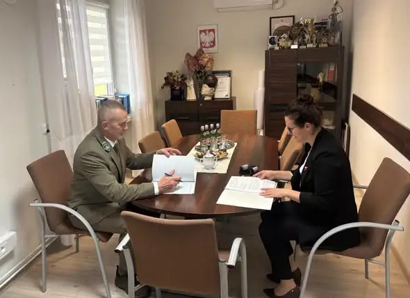 Gmina Kuryłówka i Nadleśnictwo Sieniawa łączą siły przy przebudowie drogi
