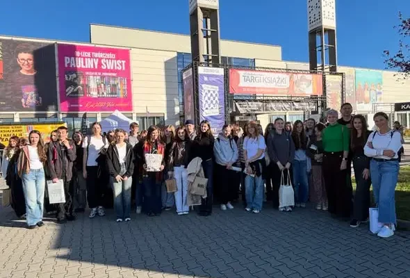 Licealiści z Nowej Sarzyny na Międzynarodowych Targach Książki w Krakowie